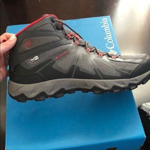 Columbia Peak Freak Hiking Shoes